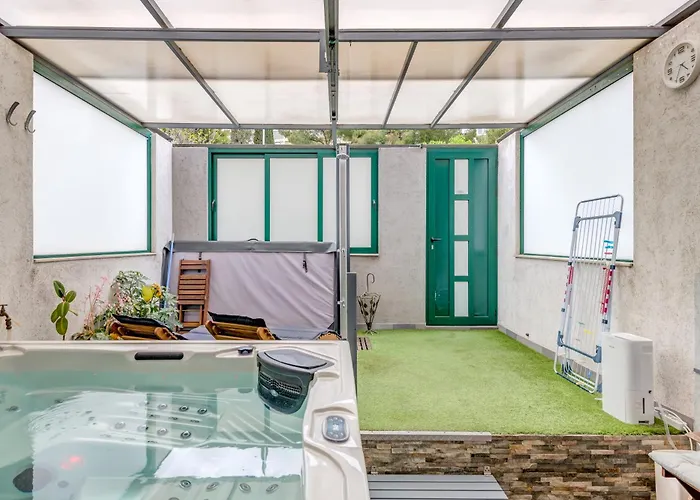 Slavica-new-with Jacuzzi Appartement *