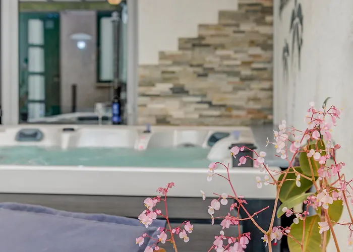 Slavica-new-with Jacuzzi Split