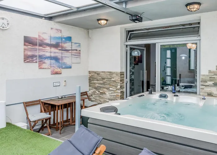 Slavica-new-with Jacuzzi