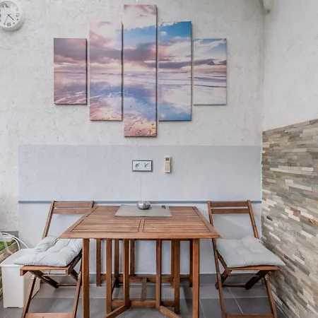 アパート Slavica-new-with Jacuzzi スプリト