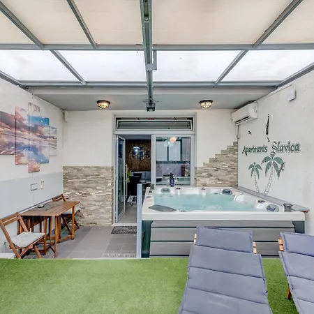Slavica-new-with Jacuzzi * スプリト